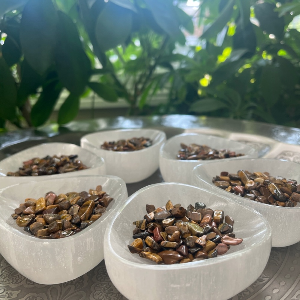 Tiger's Eye Chips - Picture 5 of 5